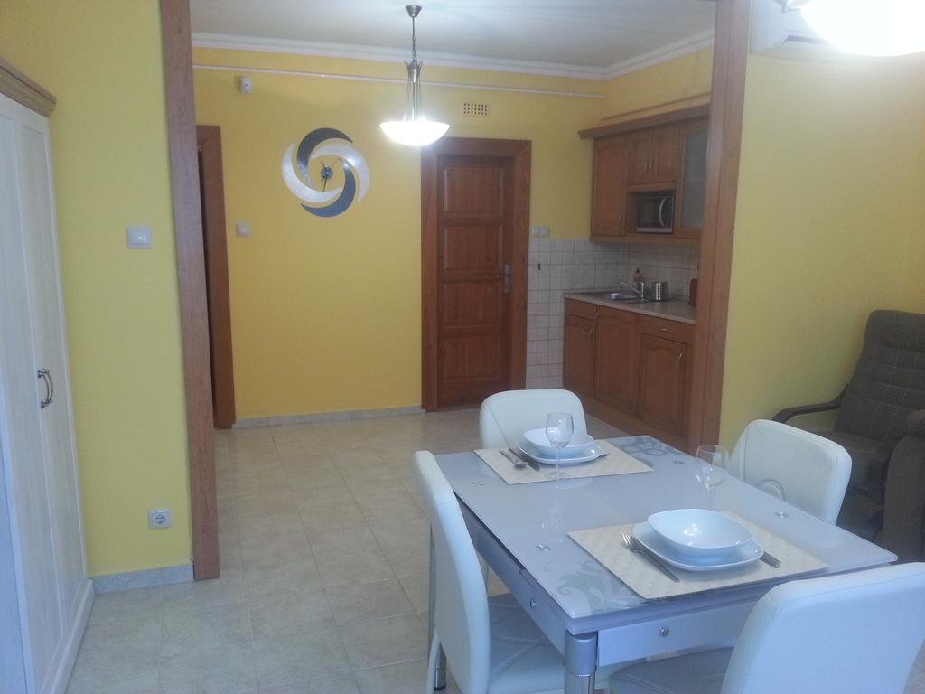 Szinva Apartman Мисколк Екстериор снимка